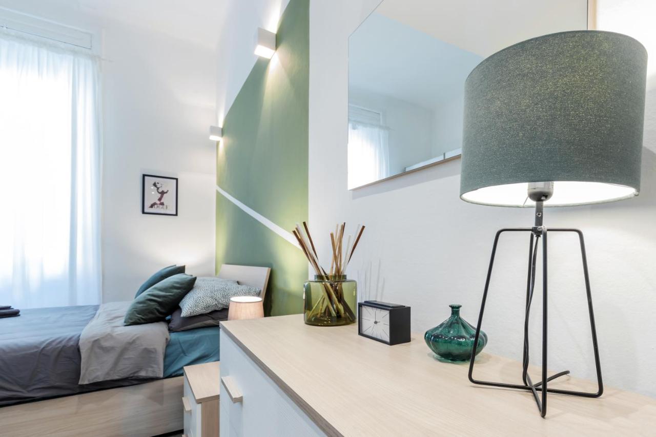 Duomo-Navigli Charming And Modern With Fast Wifi Apartman Milánó Kültér fotó